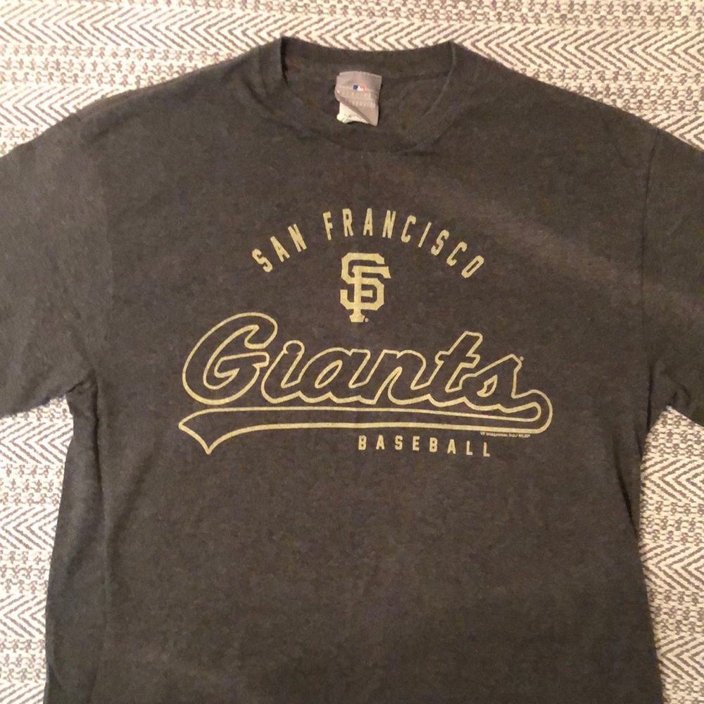 SF Giants T-shirt- Grey Heather - Size Medium